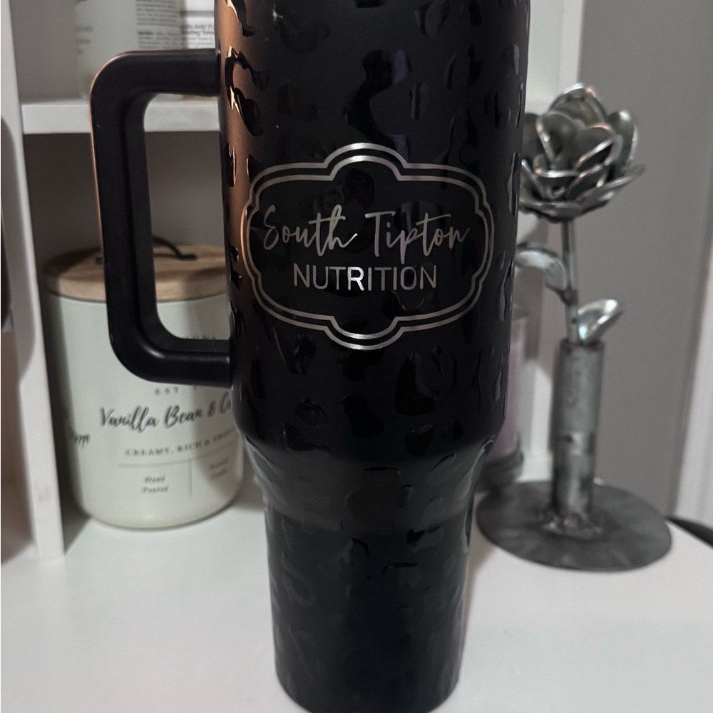 Black Tumbler with Handle